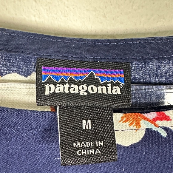 Patagonia June Lake Dress Women’s M Navy Blue Floral Organic Cotton Casual Shift - Picture 2 of 8